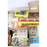 Collection of OO gauge model railway accessories to include Hornby trackside figures on card (