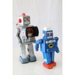 Two tin plate robots, one battery powered, gd overall