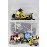 Lego - Approx 7.5kg loose mixed components to include Star Wars, Boats, City, Space Shuttle &