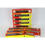 11 boxed Hornby OO gauge models to include Railroad R4389, 2 x R4313, R4312 and R6643, R4320C,