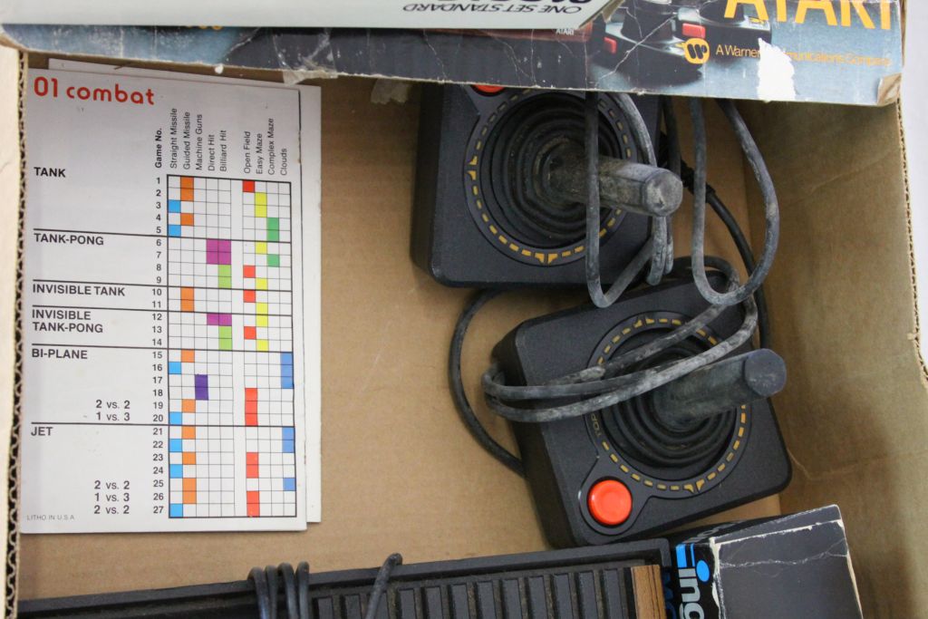 Boxed Atari Video Computer System to include console, 4 x controllers, 1 x video game, instruction - Image 3 of 5