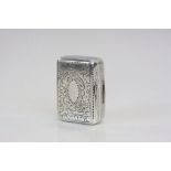 William IV Hallmarked Silver Vinaigrette, approx 21 x 15 x 7mm, with chased decoration & gilt wash