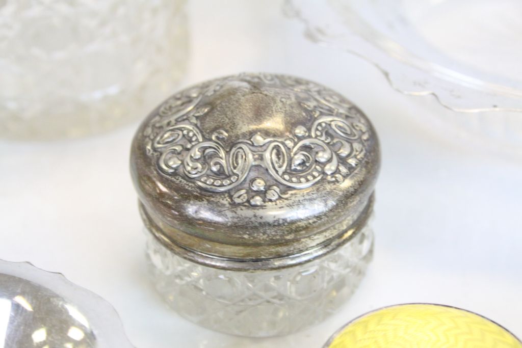 A small collection of hallmarked silver items to include a bud vase, various dressing table jars, - Image 3 of 6