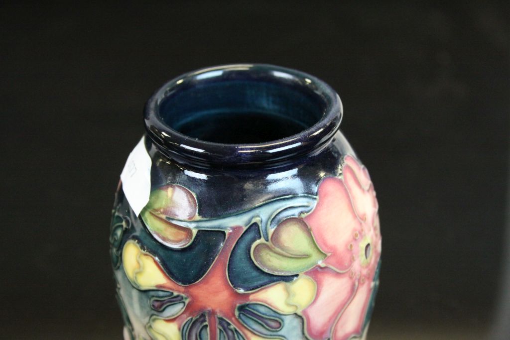 Small Moorcroft ceramic Vase 1993 with Pansy decoration & signed to base - Image 3 of 4