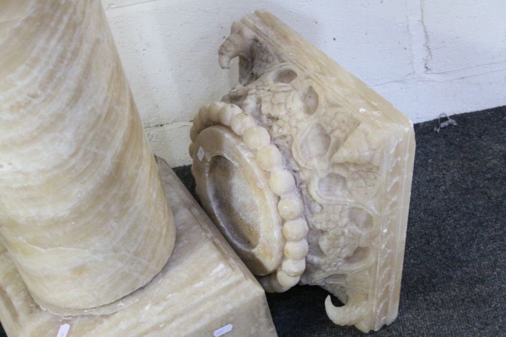 Alabaster pillar with base and top - Image 2 of 5