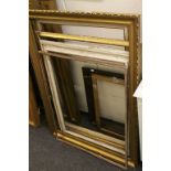 Quantity of picture frames