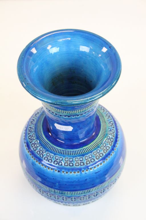 A vintage Bitossi Rimini blue vase - Image 5 of 6