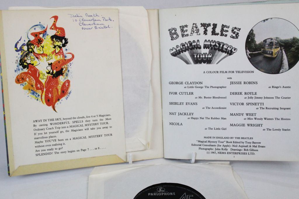 Vinyl - The Beatles Magical Mystery Tout (SMMT1) blue lyric sheets, white inners, name and address - Image 6 of 6