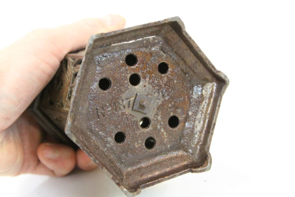 Vintage Cast Iron "Pergola" style Money Box with RD number to base, stands approx 15.5cm - Image 5 of 5