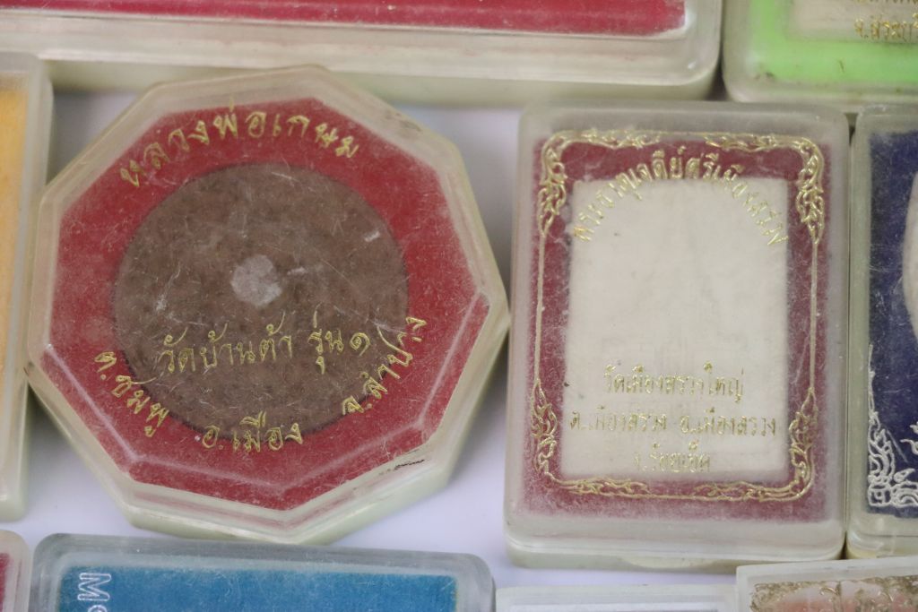 21 Boxed Thai Buddhist Amulets to include a large example - Image 8 of 14