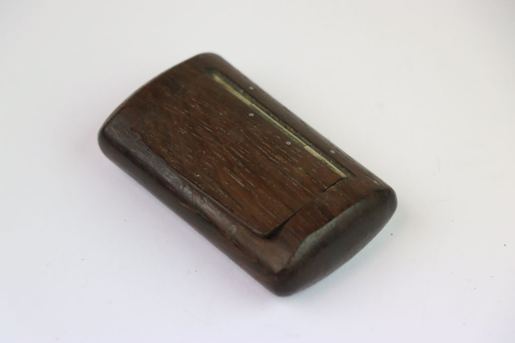 Vintage Oak Hand Made Snuff Box - Image 3 of 4