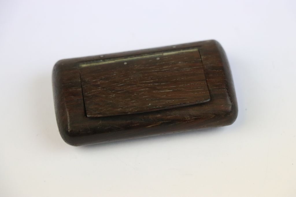 Vintage Oak Hand Made Snuff Box - Image 2 of 4
