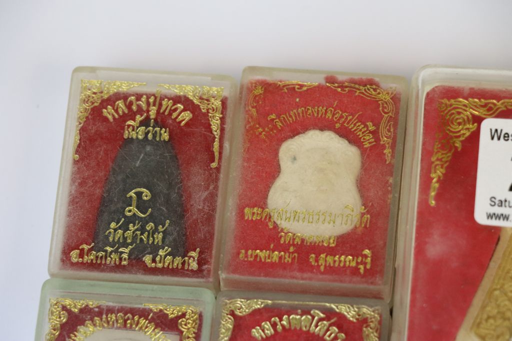 21 Boxed Thai Buddhist Amulets to include a large example - Image 2 of 14
