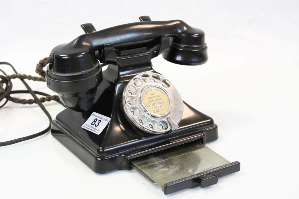 Vintage Black Bakelite Dial Telephone with Drawer, the handset stamped 164 S 44/1 - Image 4 of 5