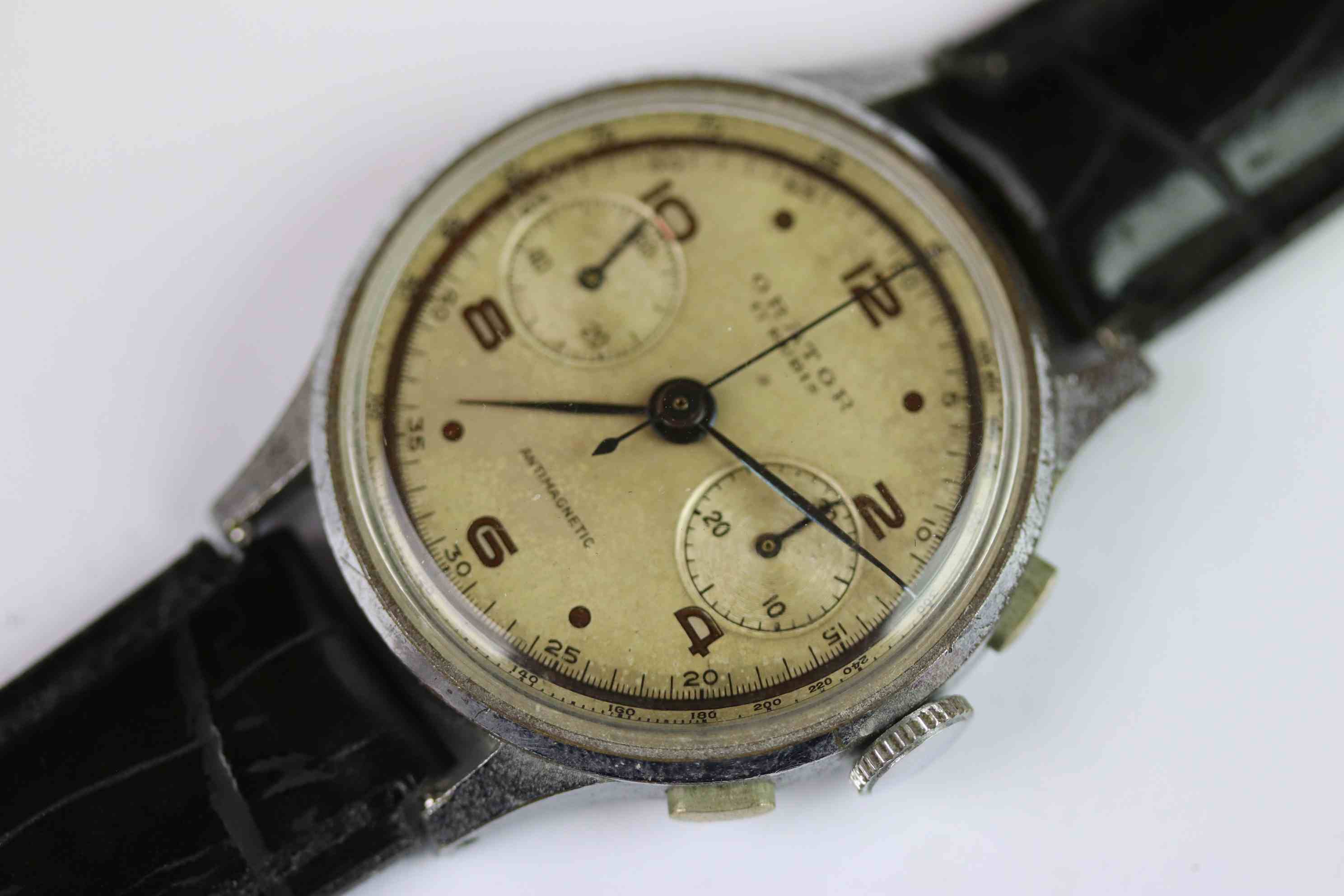 Vintage Gents Orator 17 Jewel Chronograph Wristwatch, with two button register, the silvered dial - Image 2 of 6