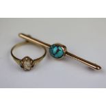 Early 20th century turquoise 9ct gold bar brooch, the oval cabochon cut turquoise rub over set to