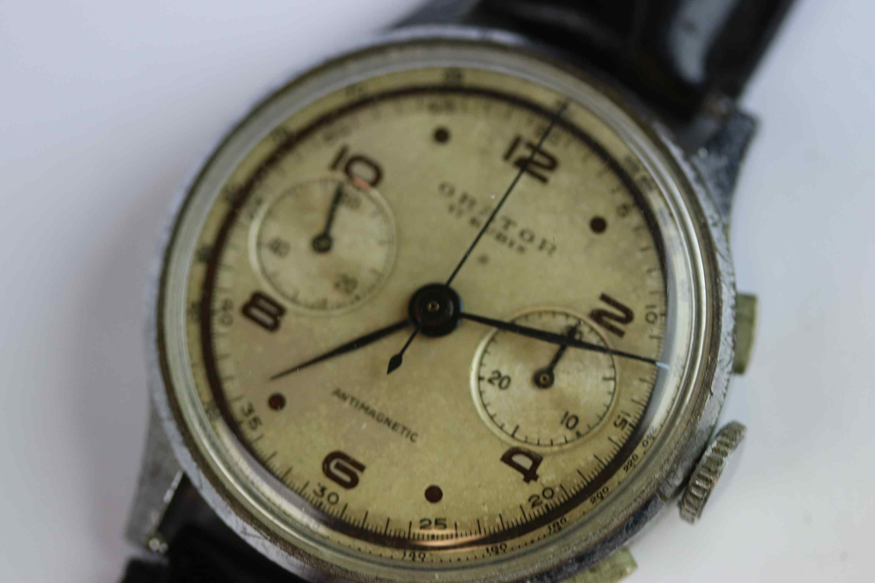 Vintage Gents Orator 17 Jewel Chronograph Wristwatch, with two button register, the silvered dial - Image 6 of 6