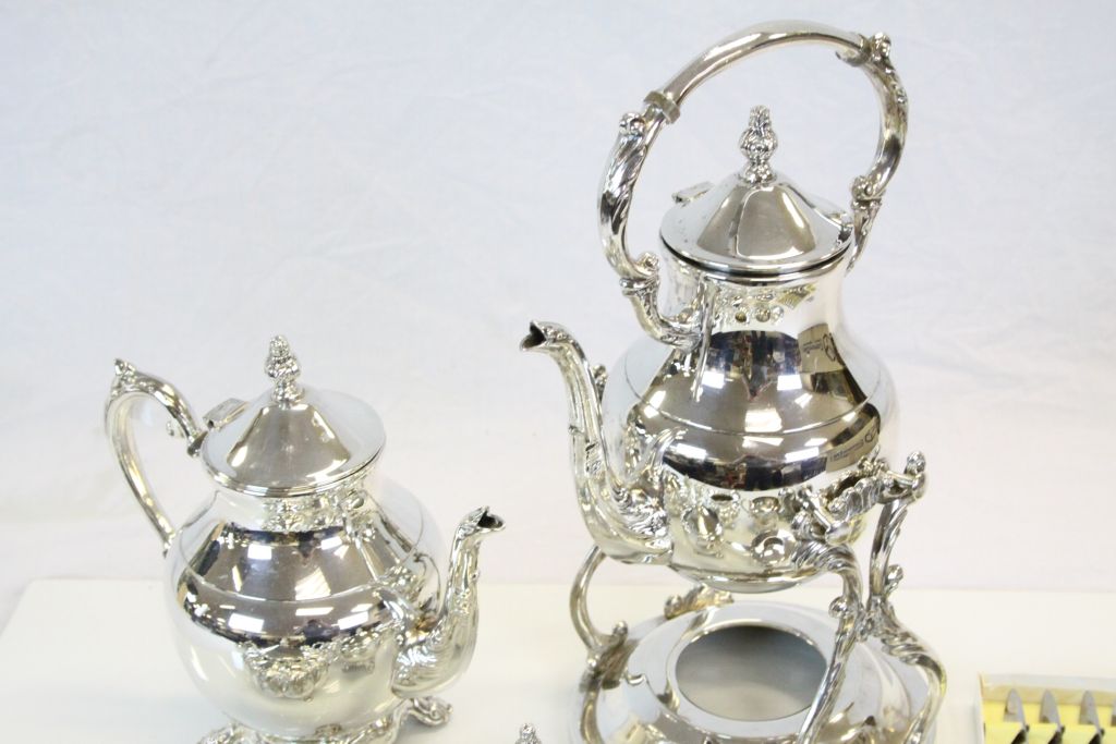 Collection of mix Silver Plate to include teapot with stand, sugar bowls, cream jug etc - Image 5 of 5