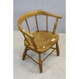 19th century Elm and Beech Horseshoe Shaped Spindle Back Child's Chair