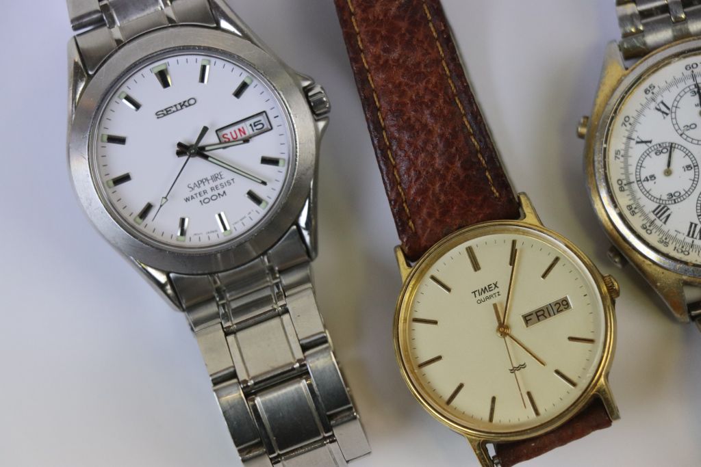 Four gents watches including Seiko Sapphire, Seiko Chronograph, Festina dress watch etc - Image 4 of 5