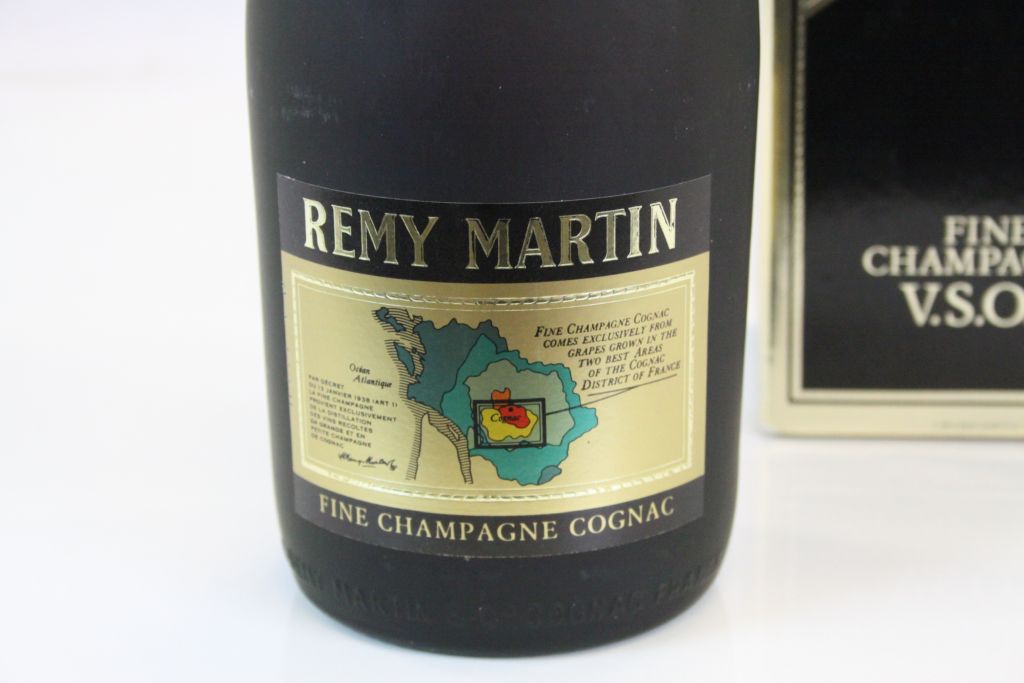 1 litre of Remy Martin Fine Champagne Cognac in Original box - Image 5 of 5