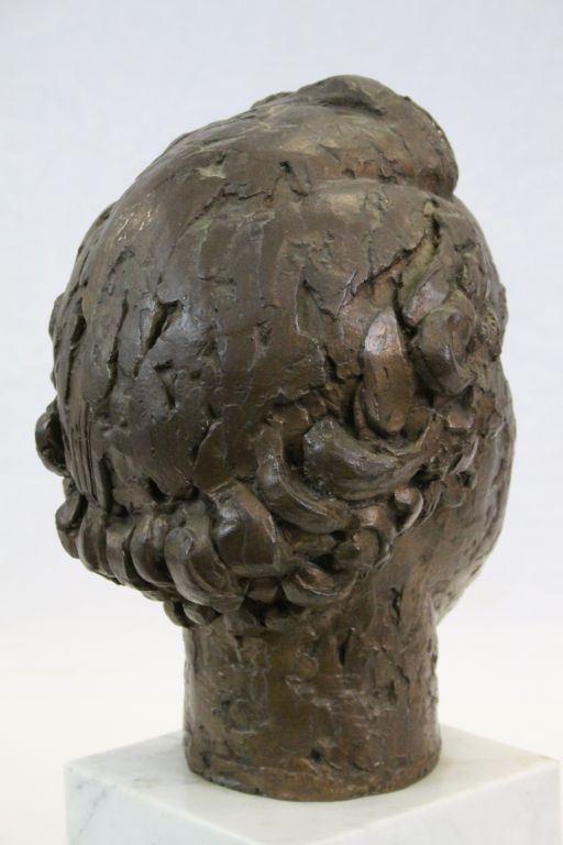 Cold cast bust of a females head on a marble base, stands approx. 39cm - Image 5 of 6