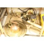 Collection of vintage Brass & Copper to include a Brass Jam pan, Copper & Brass Kettle with stand,