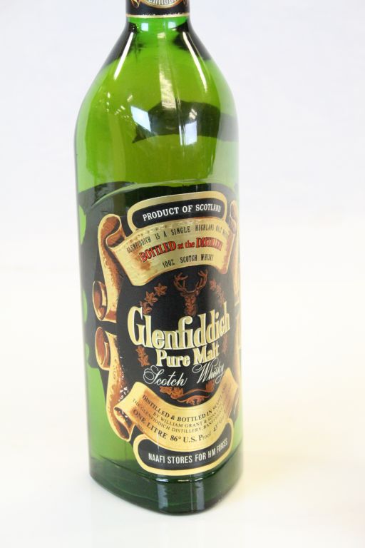 1 bottle of Jack Daniels Tennessee sourmash whisky 750ml and 1 litre bottle Glenfiddich pure malt - Image 3 of 3