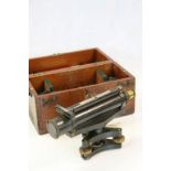 Vintage Wooden cased Surveyors Level, by "J Halden & Co Ltd", box approx 33 x 19.5 x 16cm