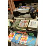 Quantity of Vintage wooden Jigsaws and other Jigsaws (3 boxes)