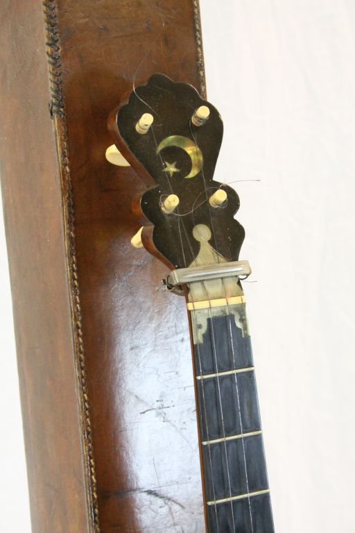 Late 19th Century American "Celebrated Benary" four string Banjo with Mother of Pearl inlay to the - Image 2 of 12