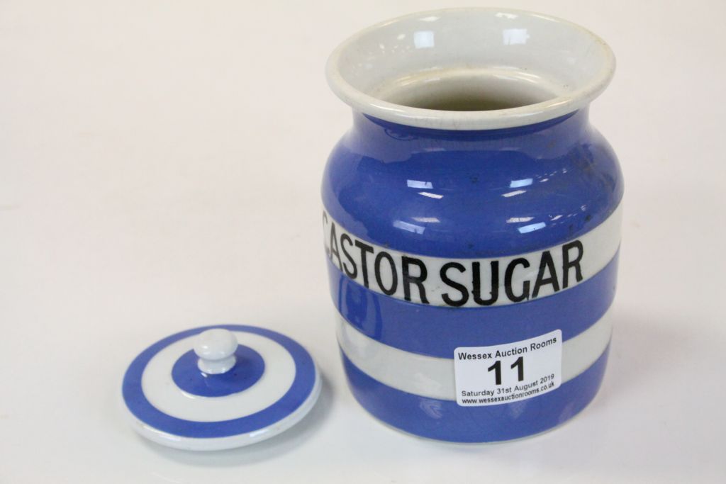 T G Green Cornishware Castor Sugar Storage Jar with black shield stamp, 13cms high - Image 4 of 5