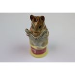 Beswick Beatrix Potter's "Tailor of Gloucester" figurine, with gold backstamps to base, approx 9cm