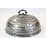 Large Silver plated Meat Dish cover with engraved decoration, measures approx 42 x 32 x 23cm