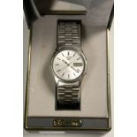 Boxed Stainless Steel Gents Seiko 5 Automatic Wristwatch with box and original Guarantee, silvered