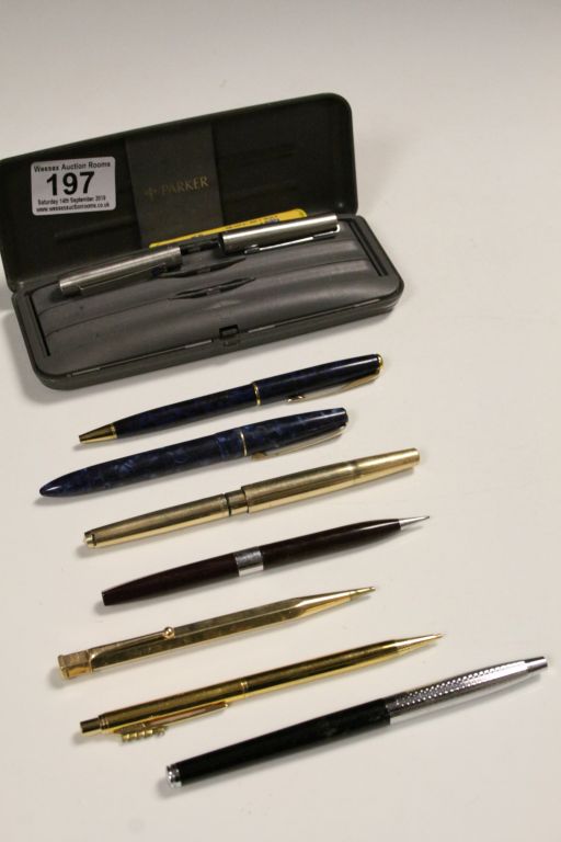 Collection of Pens including Blackbird, Parker Sonnet and a Rolled Gold Yard O Led Propelling