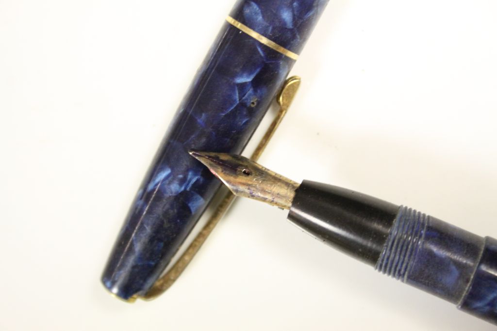 Collection of Pens including Blackbird, Parker Sonnet and a Rolled Gold Yard O Led Propelling - Image 7 of 8