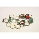 Collection of vintage costume jewellery rings, to include paste and rhinestones, approximately 18