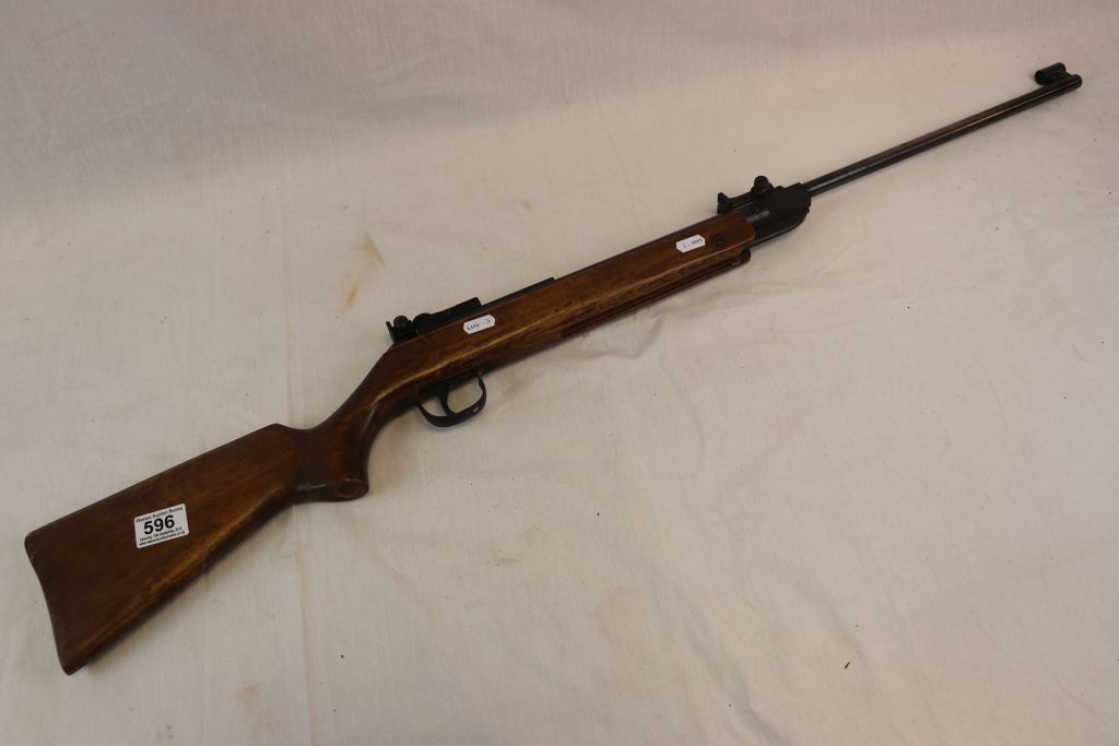 A Vintage Diana Model 24 Air Rifle, Cal .177 (4.5mm).