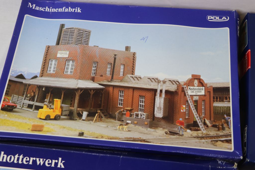 Collection of 16 boxed and unmade Pola model kits and buildings to include 401, 617, 671, 567, - Image 12 of 14