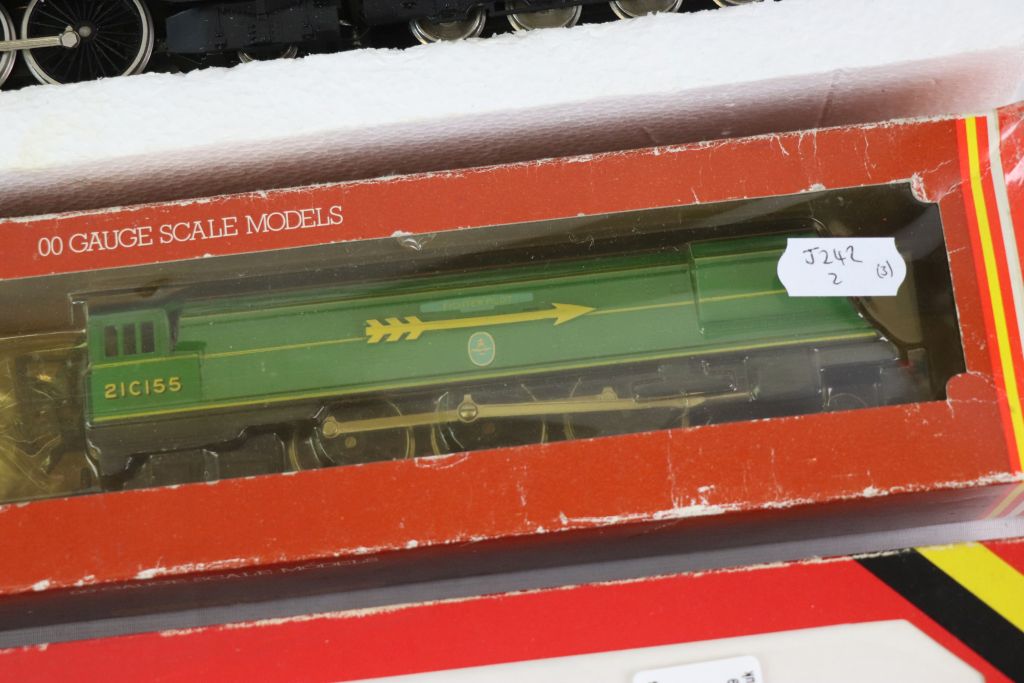 Three boxed boxed OO gauge locomotives to include Liliput 1037 Flying Scotsman, Hornby R357 LMS 4- - Image 4 of 5