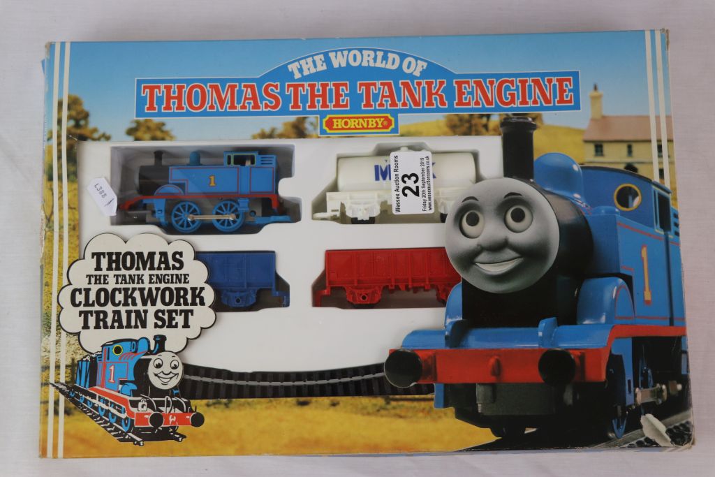 Boxed Hornby OO gauge R183 Thomas the Tank Engine Clockwork Train Set with Thomas locomotive
