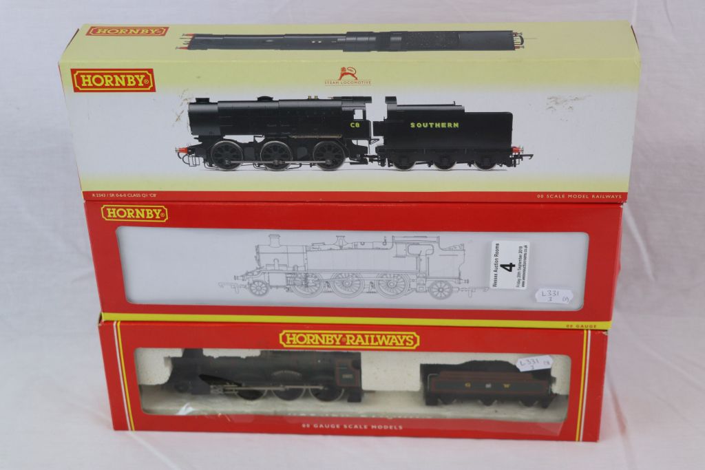 Three boxed Hornby OO gauge locomotives to include R2019 GWR 4-6-0 Locomotive St Patrick Saint - Image 2 of 5