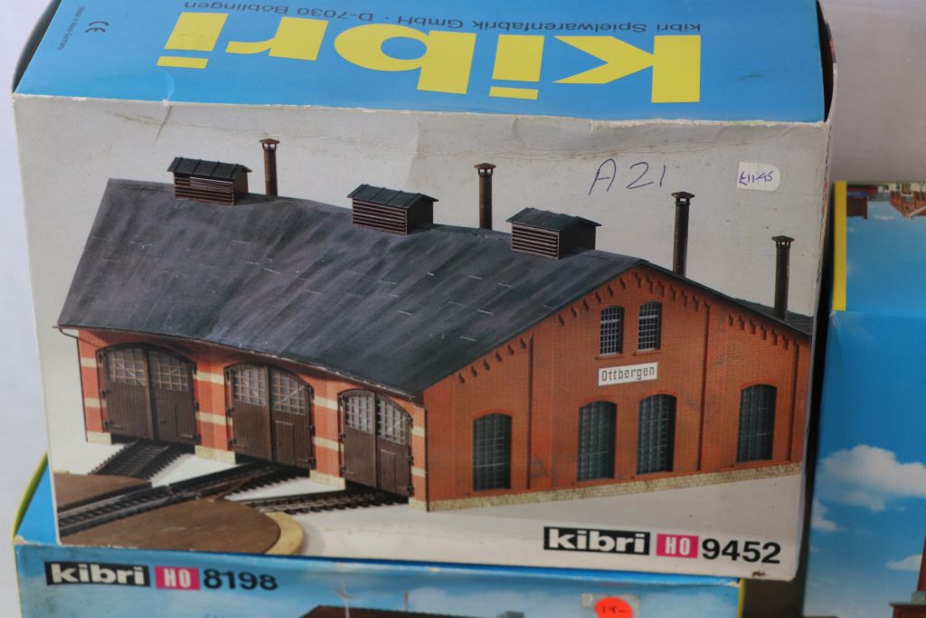 Collection of 13 boxed and unmade Kibri HO scale model buildings and kits to include 9796 (box - Image 3 of 16