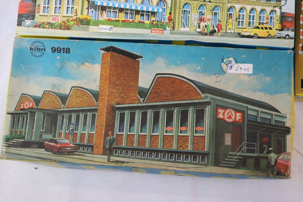 Collection of 13 boxed and unmade Kibri HO scale model buildings and kits to include 9796 (box - Image 14 of 16