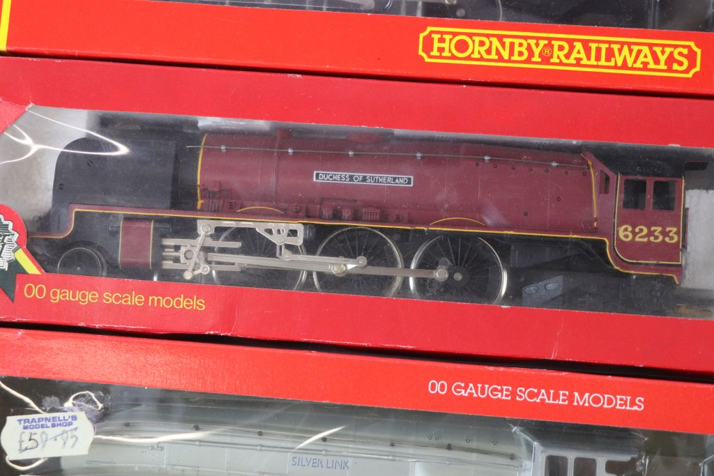 Three boxed Hornby OO gauge locomotives to include R312 LNER 4-6-2 Loco Silver Link, R329 BR 4-6-2 - Image 4 of 6