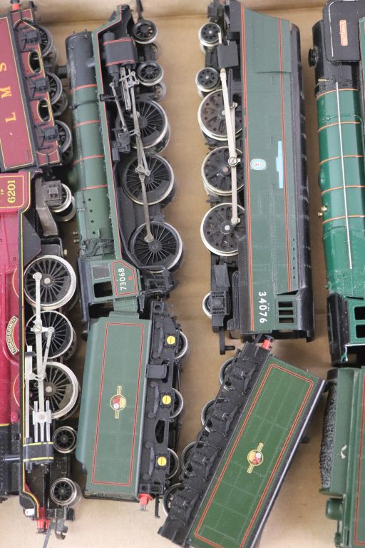 Seven OO gauge locomotives with tenders to include Hornby City of Lancaster, Hornby LNER Falcon, - Image 4 of 6
