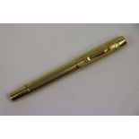 Vintage circa 1940 14ct gold fountain pen and 14ct gold nib