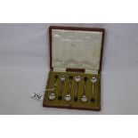 Cased set of six Sheffield 1921 Silver bean spoons, Charles Boyton & Sons