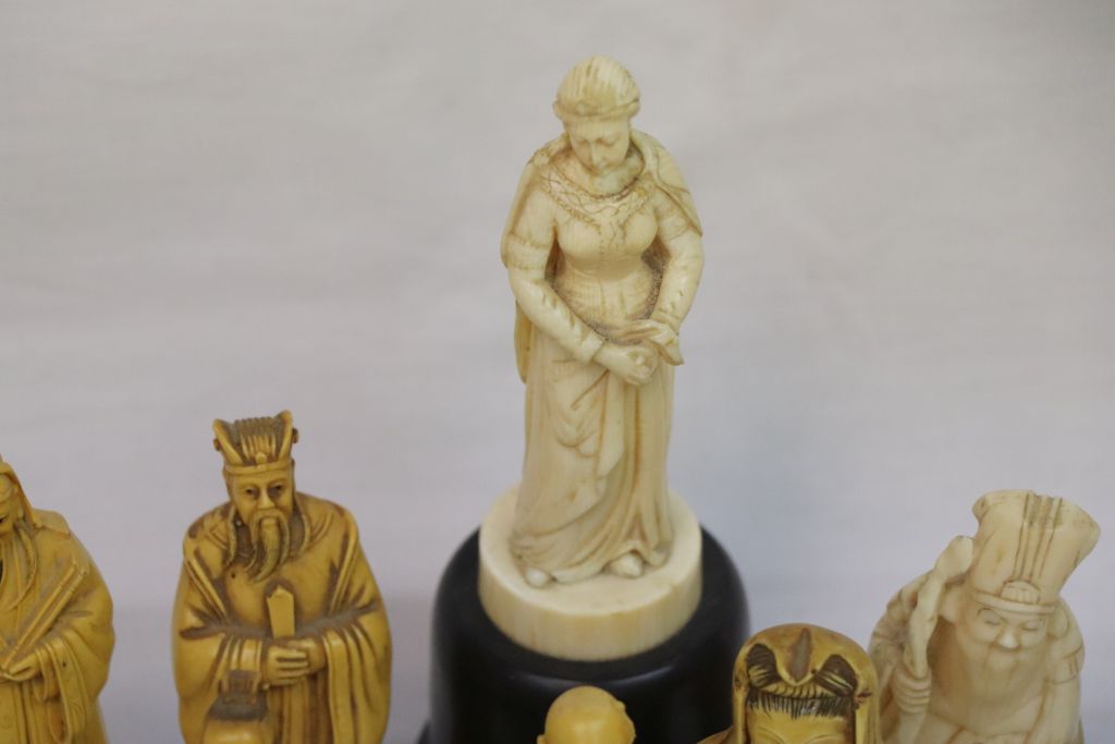 Collection of vintage Oriental & other figures in Resin, Soapstone & Ivory to include a Classical - Image 6 of 7